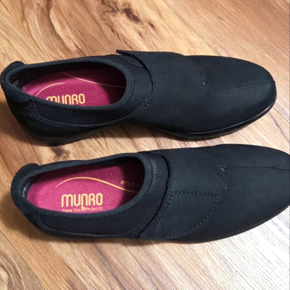 Munro Black Slip-On Footwear